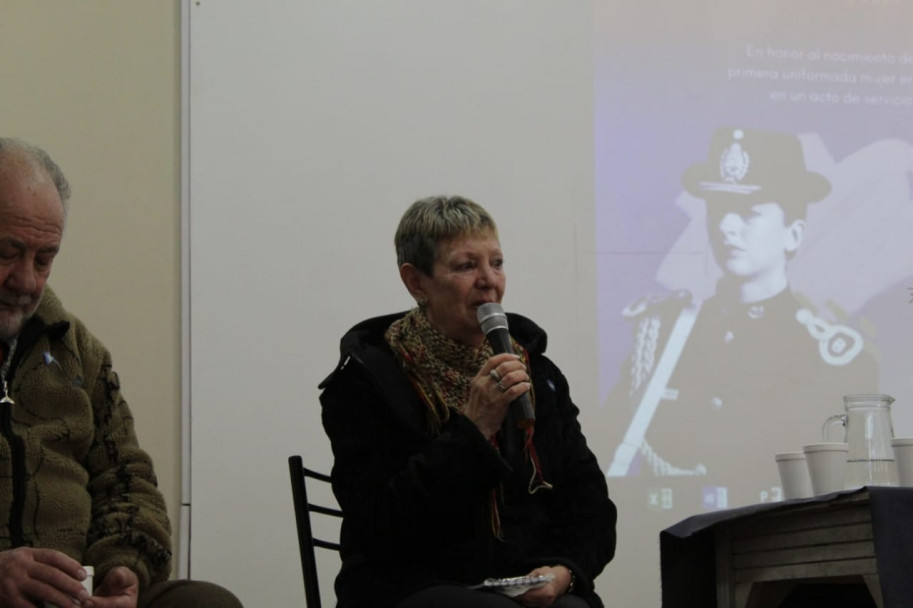 imagen 5 Emotivo homenaje en el marco del Día de la Mujer Policía en el IUSP