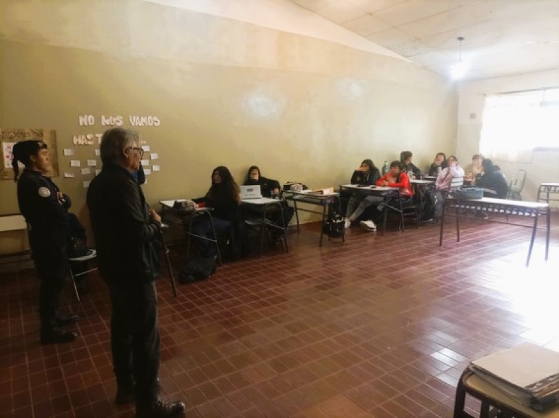 imagen 1 En el marco de la oferta universitaria la Delegación San Rafael visitó las Escuelas 