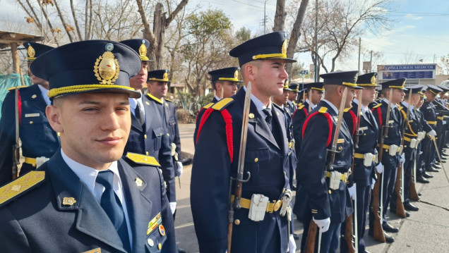 imagen La Sede Central participó del Acto por el 174° Aniversario del fallecimiento del Gral. San Martín en Godoy Cruz