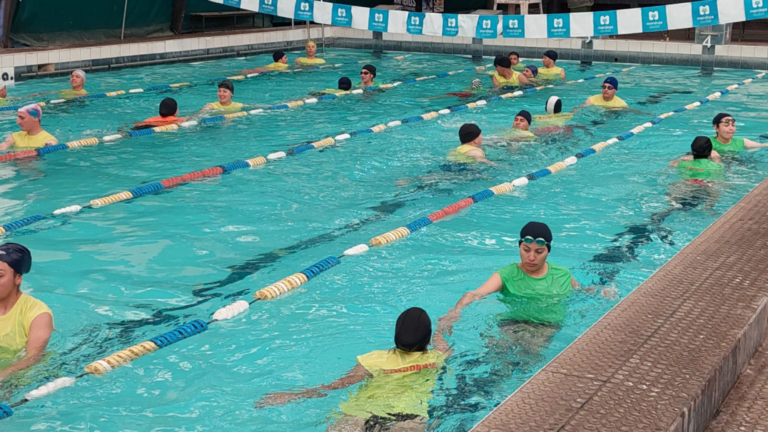 imagen 4 Comenzó la capacitación en los cursos de natación para Tecnicatura en Seguridad Pública