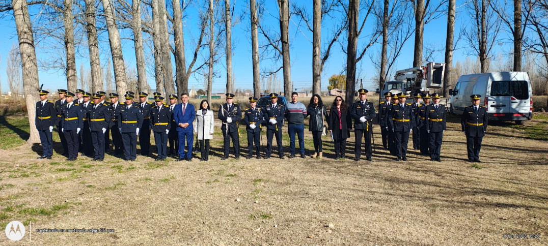 imagen 18 Los cadetes del IUSP juraron solemnemente a la bandera en toda la provincia