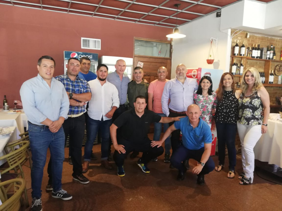 imagen Se realizó un almuerzo en Valle de Uco para reunir a delegados, Jefes de Instructores y docentes del IUSP