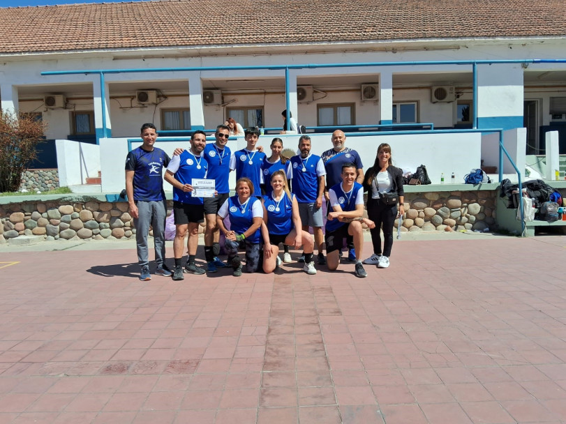 imagen 12 Se desarrolló el 2° Torneo de Voley Recreativo Mixto en la Sede Central del IUSP