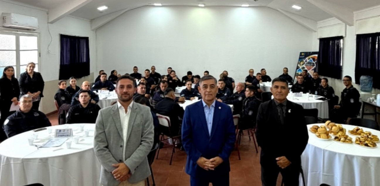 imagen Jornada de trabajo y celebración por el día del "Instructor Policial y Penitenciario"