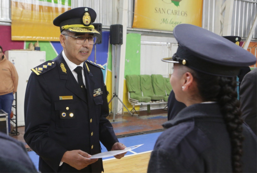 imagen 9 Con un solemne Acto la Delegación Valle de Uco hizo entrega de diplomas de egreso a los cadetes de la FPB para Auxiliar