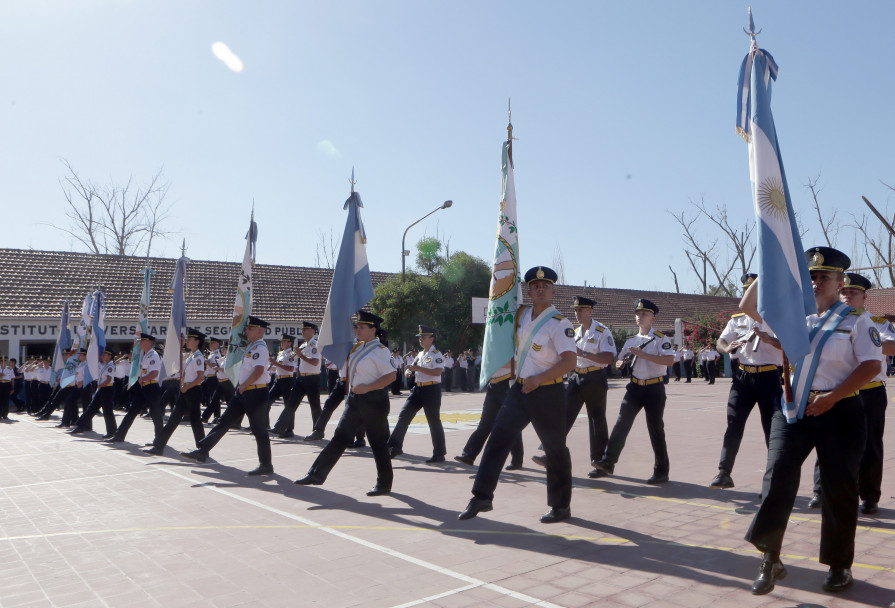 imagen 1 - 71 son los Licenciados y 113 los Técnicos que han egresado del Instituto Universitario de Seguridad Publica durante 2024