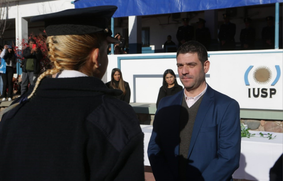 imagen 3 Comenzaron los actos de egreso del Curso de Formación Profesional Básica para Auxiliares de la Policía