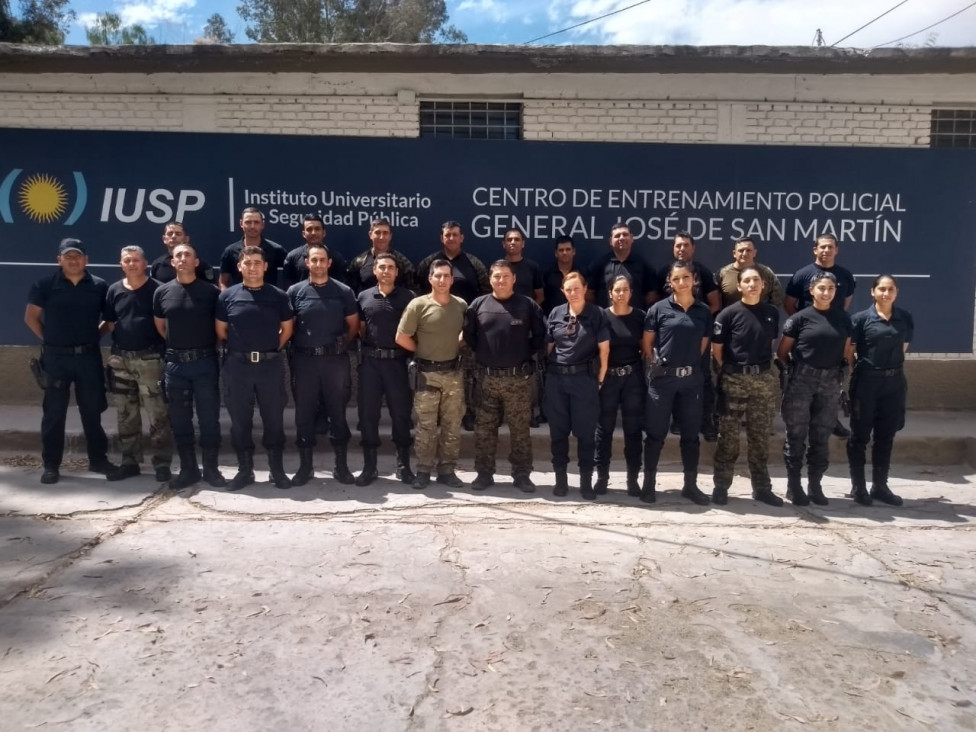 imagen Finalizó el Curso de Instructores Policiales y Penitenciarios IUSP 2019 en el CEP