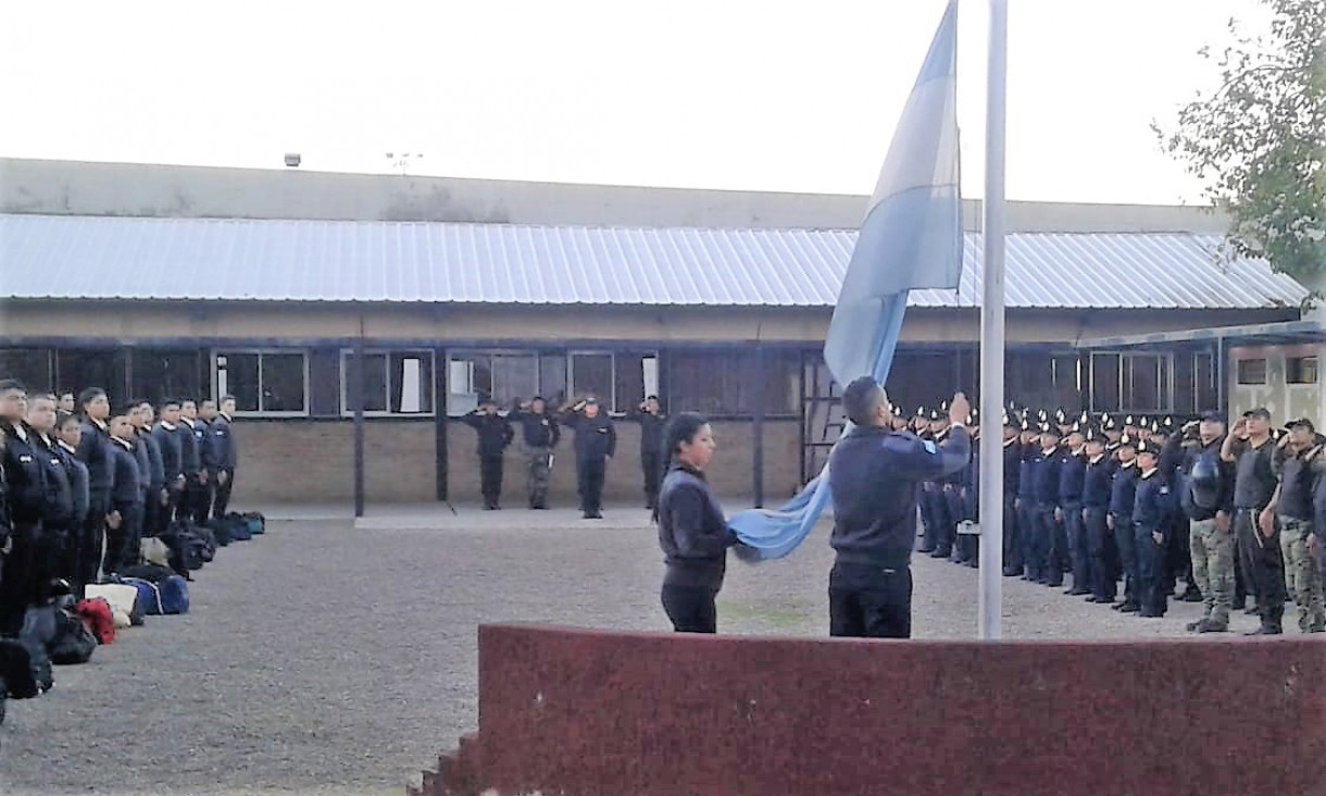 imagen Visita de Auxiliares del CEP del IUSP a Penitenciaria Sede Central