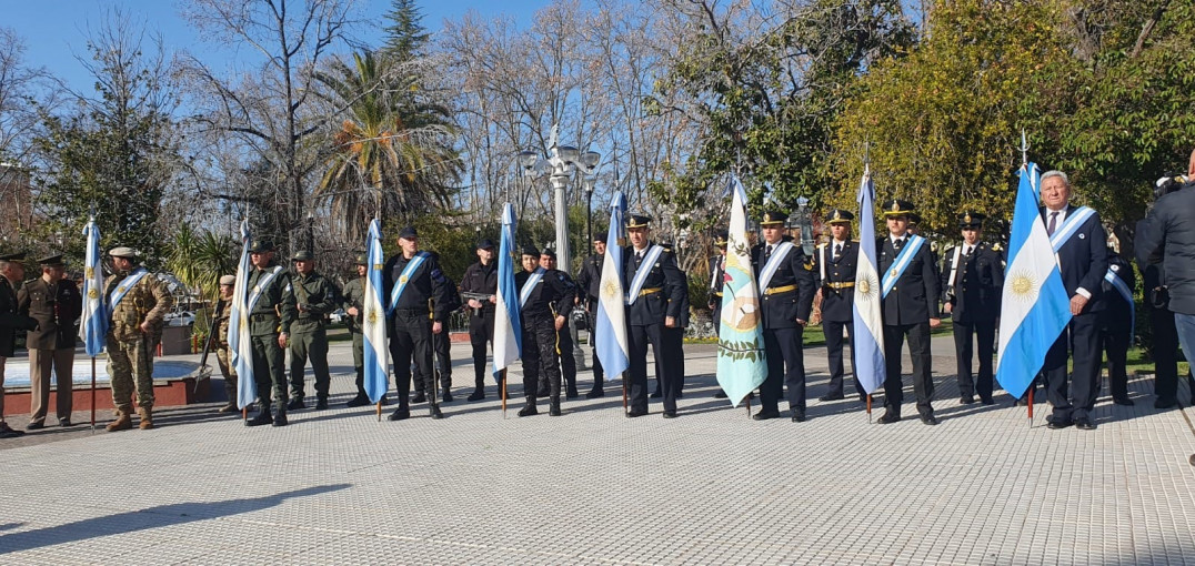 imagen 1 El IUSP Delegación San Rafael presente en Acto oficial por el 174° Aniversario del Fallecimiento del Gral.Don José de San Martín