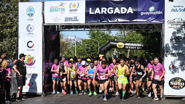 imagen Con gran éxito y una extraordinaria participación se realizó 2° Media Maratón Crio. Gral. (R) Elio Olmos