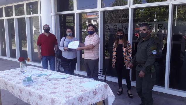 imagen Se entregaron certificados del curso para operadores de seguridad privada en Delegación Valle de Uco