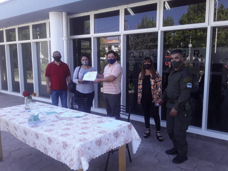 imagen Se entregaron certificados del curso para operadores de seguridad privada en Delegación Valle de Uco