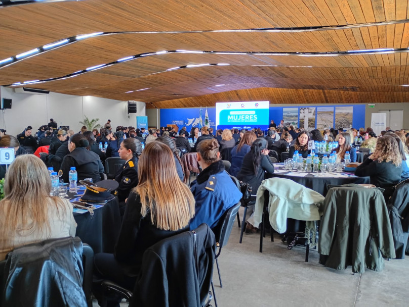 imagen 24 Se realizó el 2º Congreso regional de mujeres de las fuerzas de seguridad
