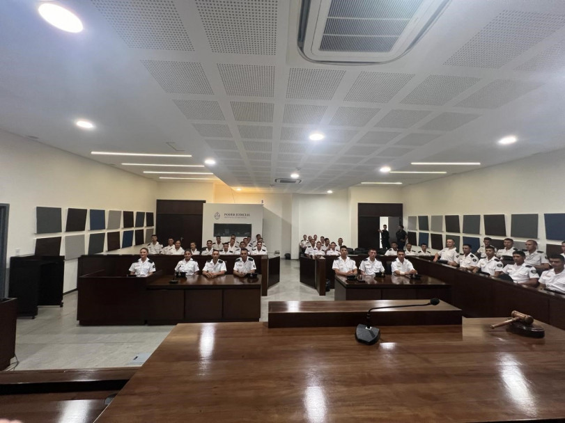 imagen 3 Cadetes de los Cursos de FPB para Auxiliar de Sede Central visitaron el Poder Judicial