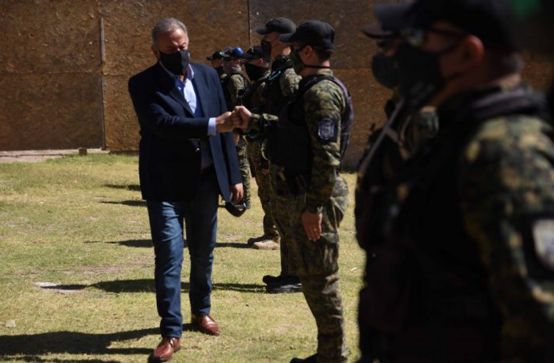 imagen Futuros Policías realizaron una práctica de tiro en el Centro de Entrenamiento del IUSP