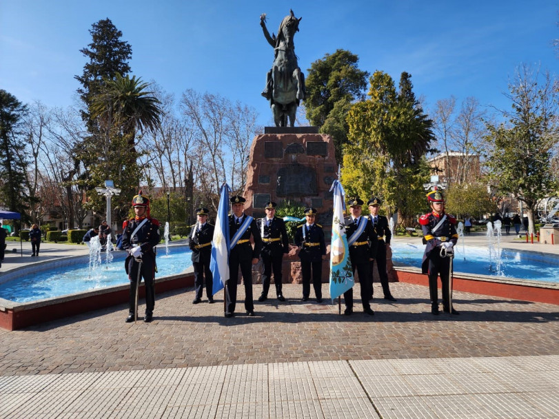 imagen 2 El IUSP Delegación San Rafael presente en Acto oficial por el 174° Aniversario del Fallecimiento del Gral.Don José de San Martín