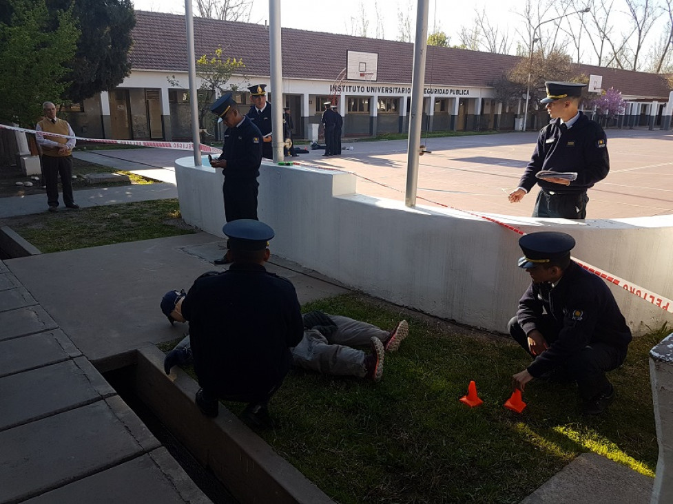 imagen Práctica en inspección ocular de la escena del crimen en Sede Central