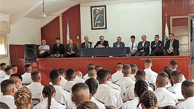 imagen El Ministro de Seguridad con todo su gabinete en la charla - taller sobre el nuevo Código Contravencional 