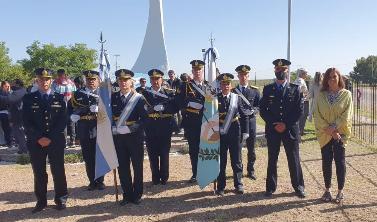 imagen Delegación Zona Sur presente en homenaje día del veterano y los caídos en la guerra de Malvinas