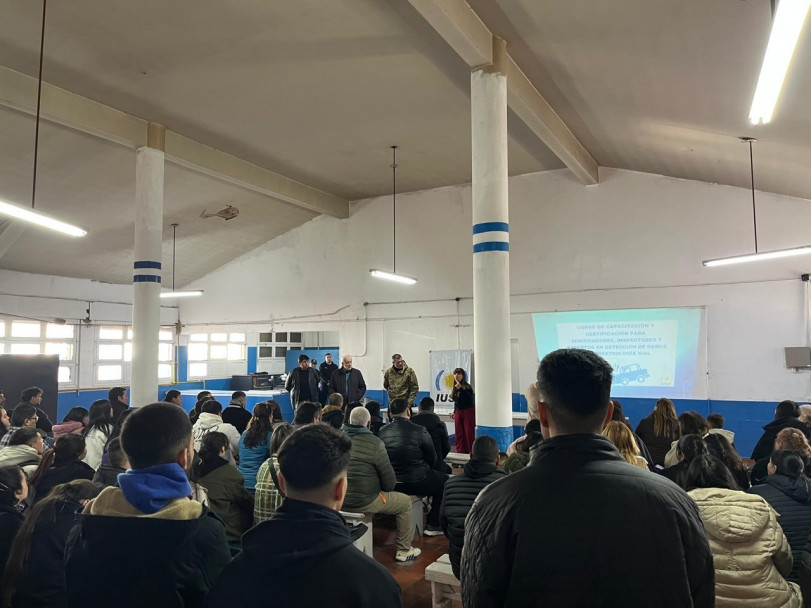 imagen 4 Culminó con éxito el Curso N° 22 de Vigiladores Privados del IUSP