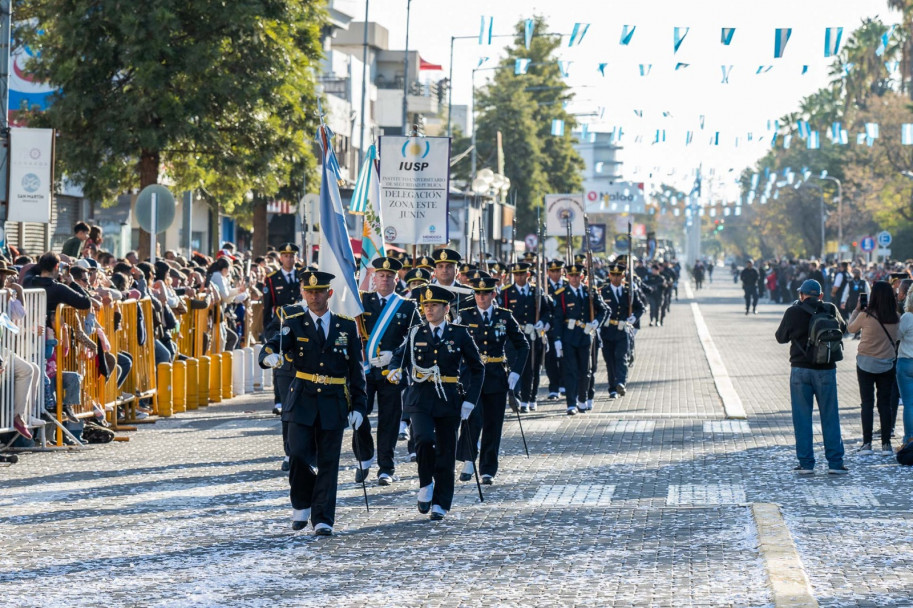 imagen 2 El Instituto Universitario de Seguridad Pública celebró la semana de Mayo en toda la Provincia