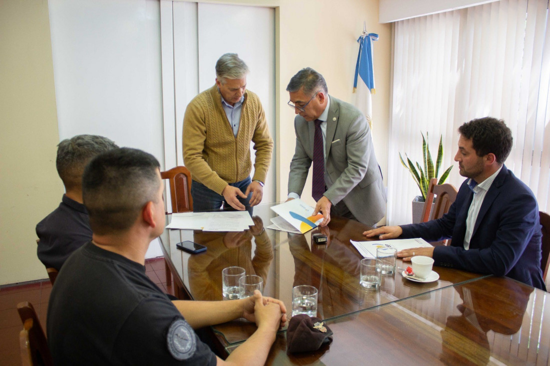 imagen El IUSP con la Intendencia de General Alvear suscribieron convenios para el dictado de FPB y Tecnicatura en el 2025