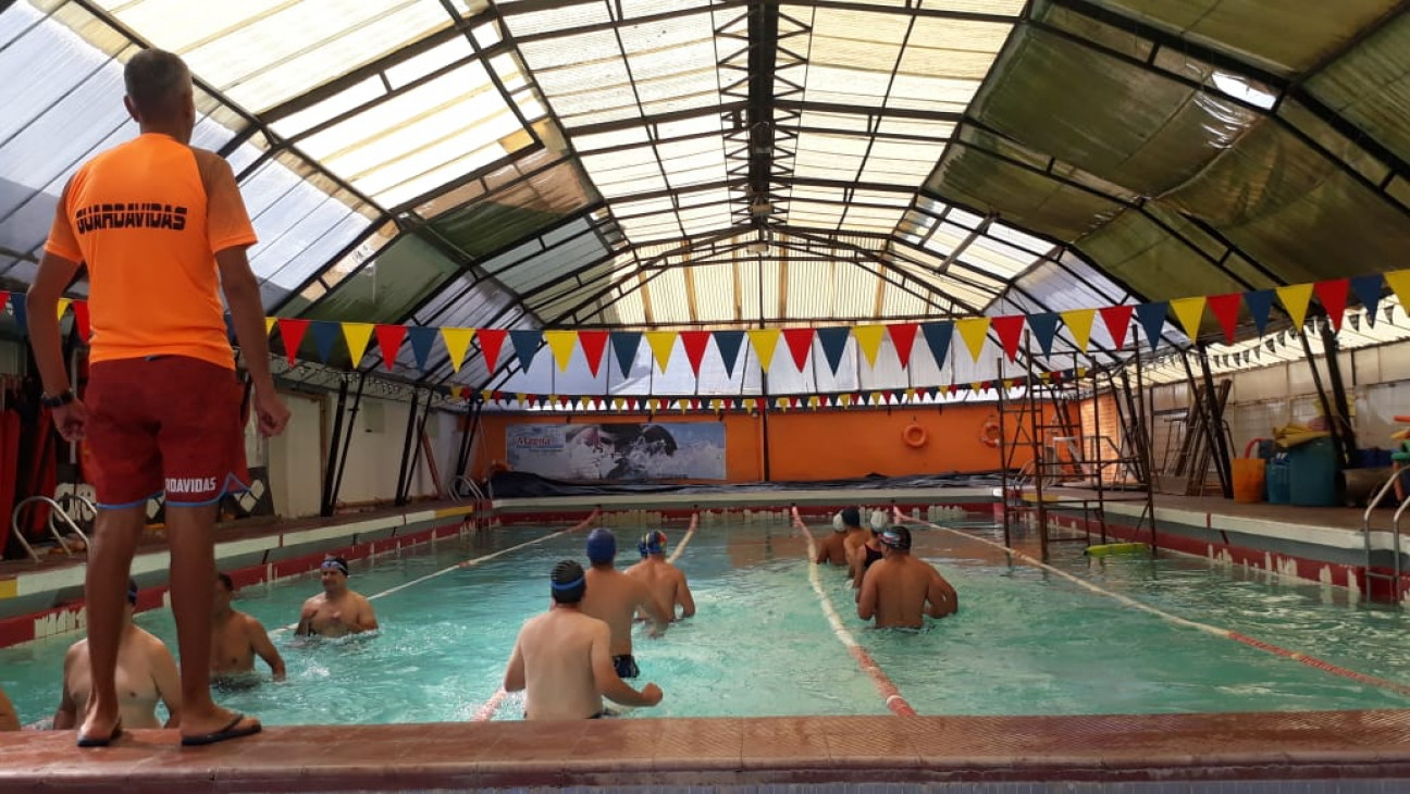 imagen Se dió inicio al curso de natación y salvamento del IUSP