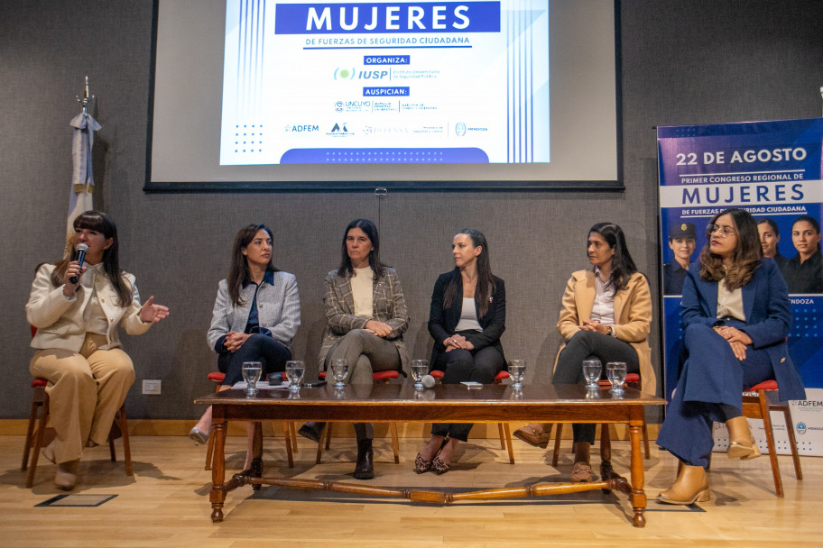 imagen 1 El 1° Congreso Regional de Mujeres de Seguridad Ciudadana reunió grandes referentes de Mendoza, San Juan, San Luis y Chile