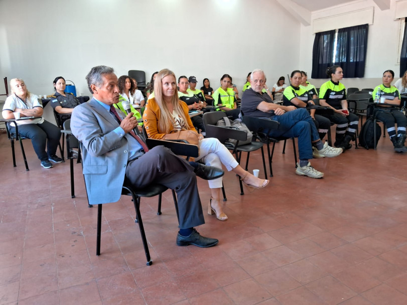 imagen 5 El IUSP conmemoró el día internacional de los derechos humanos con un conversatorio