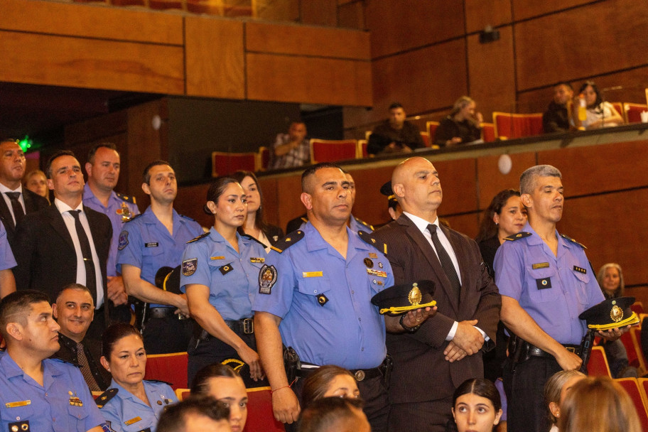 imagen 16 Histórica colación de grado con el mayor número de Licenciados en Seguridad Pública y Seguridad Penitenciaria del IUSP