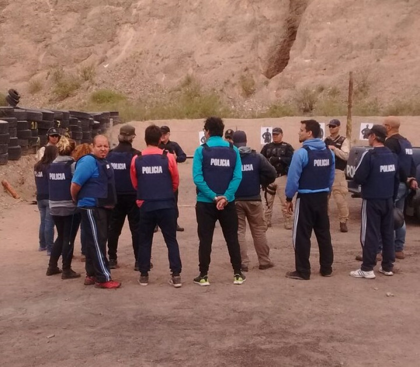 imagen Segunda clase del Curso de Tácticas Policiales para Periodistas