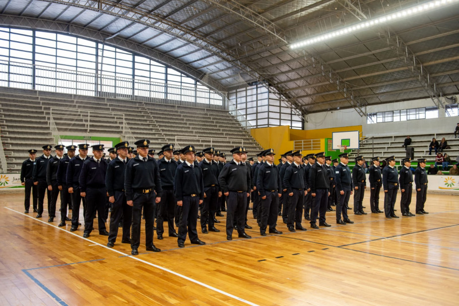imagen 2 Acto de entrega de diplomas a cadetes del Curso FPB Delegación Zona Este