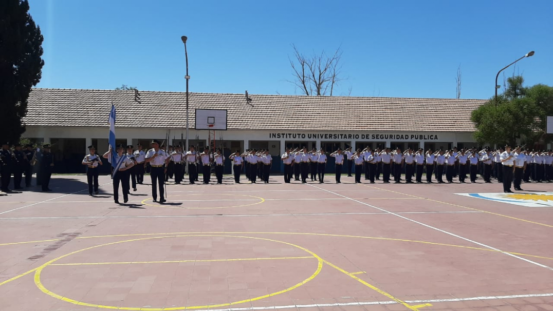 imagen 1 Se realizó un homenaje a la Instructora Of. Insp. Isaura Romero