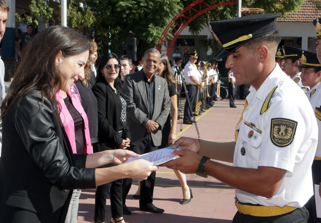 imagen 71 son los Licenciados y 113 los Técnicos que han egresado del Instituto Universitario de Seguridad Publica durante 2024