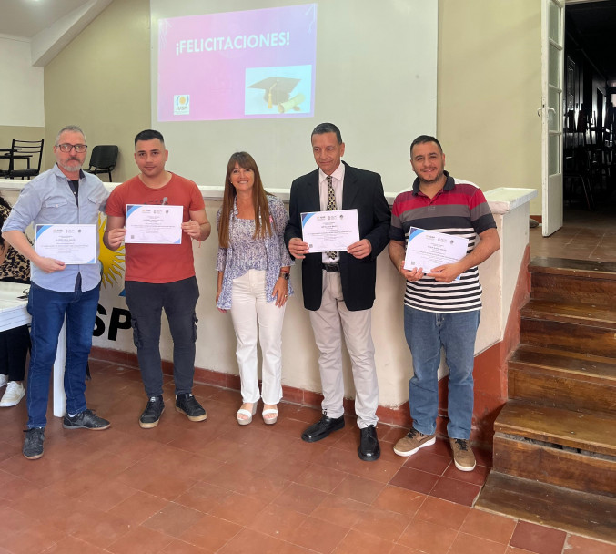 imagen 9 Se realizó el acto de entrega de certificados del 17° Curso Básico para Vigiladores Privados