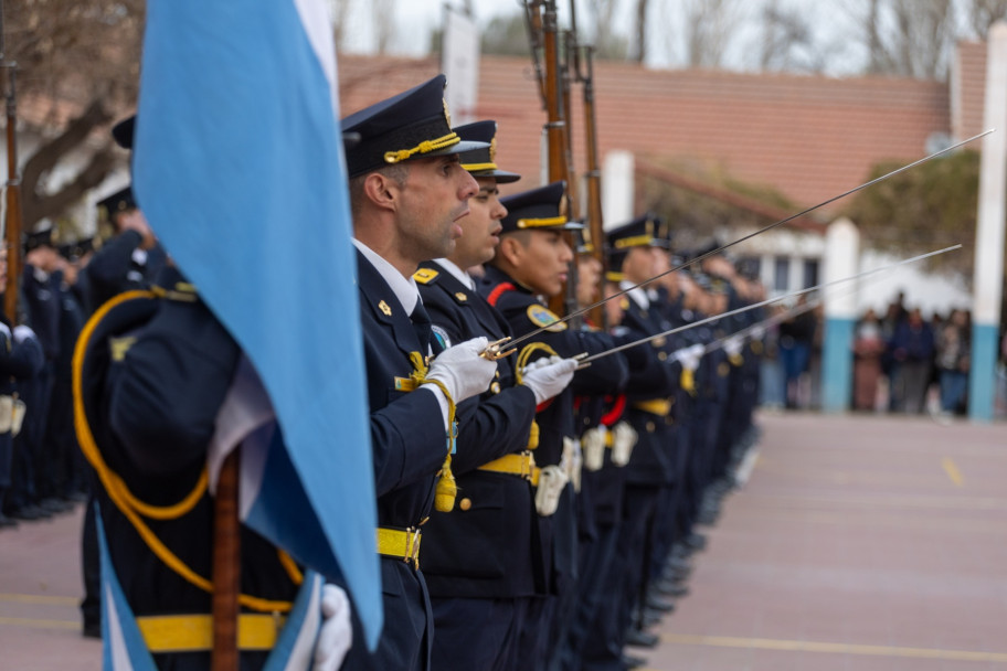 imagen 6 Acto de egreso del curso de Auxiliares Sede Central