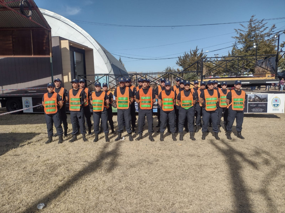 imagen Alumnos de Tecnicatura participaron en dispositivo de Seguridad en la Fiesta de la Ganadería