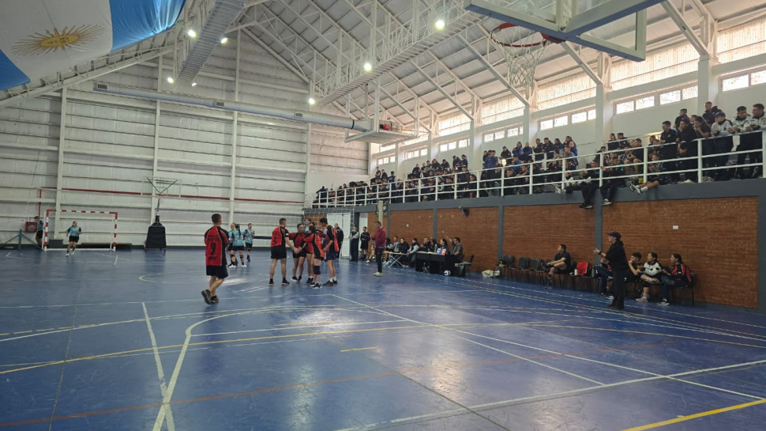 imagen Delegación de cadetes del IUSP participó del encuentro deportivo por el aniversario de la Escuela de Policía de Neuquén