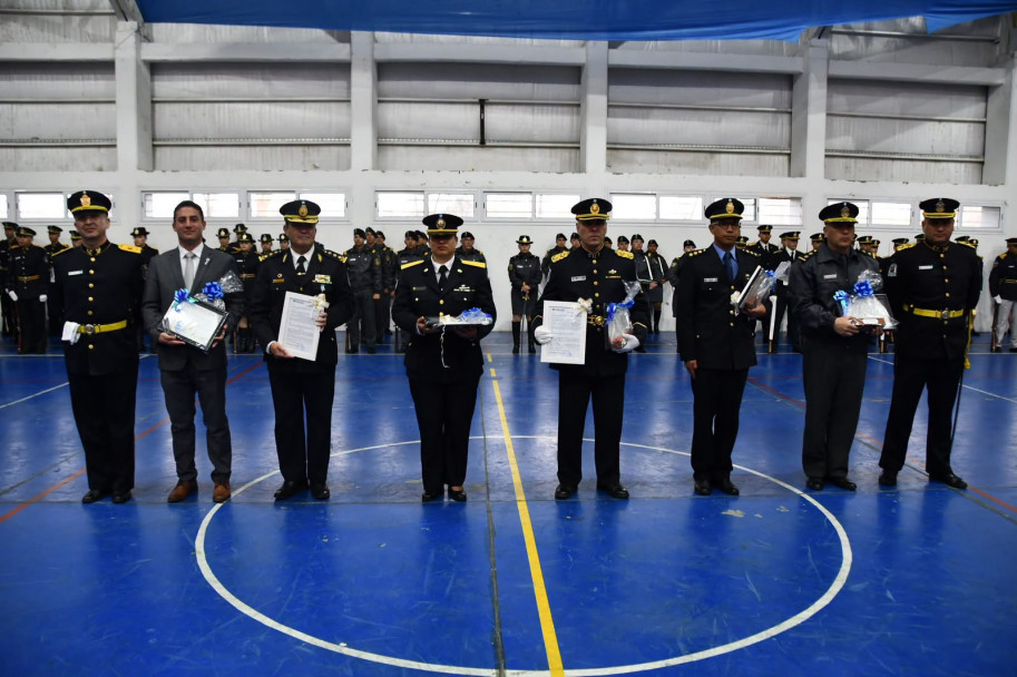 imagen Delegación de cadetes del IUSP participó del encuentro deportivo por el aniversario de la Escuela de Policía de Neuquén