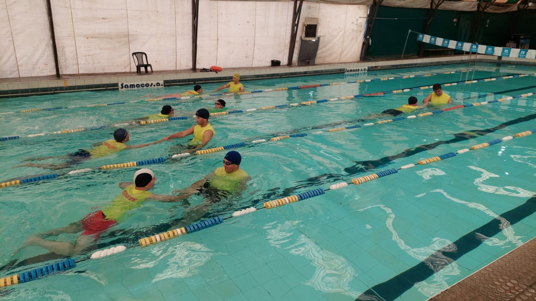 imagen 2 Comenzó la capacitación en los cursos de natación para Tecnicatura en Seguridad Pública