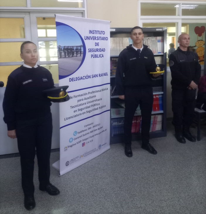 imagen La Delegación San Rafael promociono en escuelas la carrera de Tecnicatura en Seguridad Pública con una gran aceptación de los estudiantes