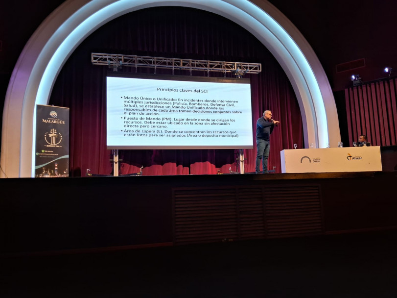 imagen 14 Se realizó el 1° congreso de 