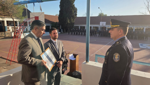 imagen Emotivo acto en honor al Jefe Provincial del Cuerpo de Instructores por su retiro efectivo de la Fuerza