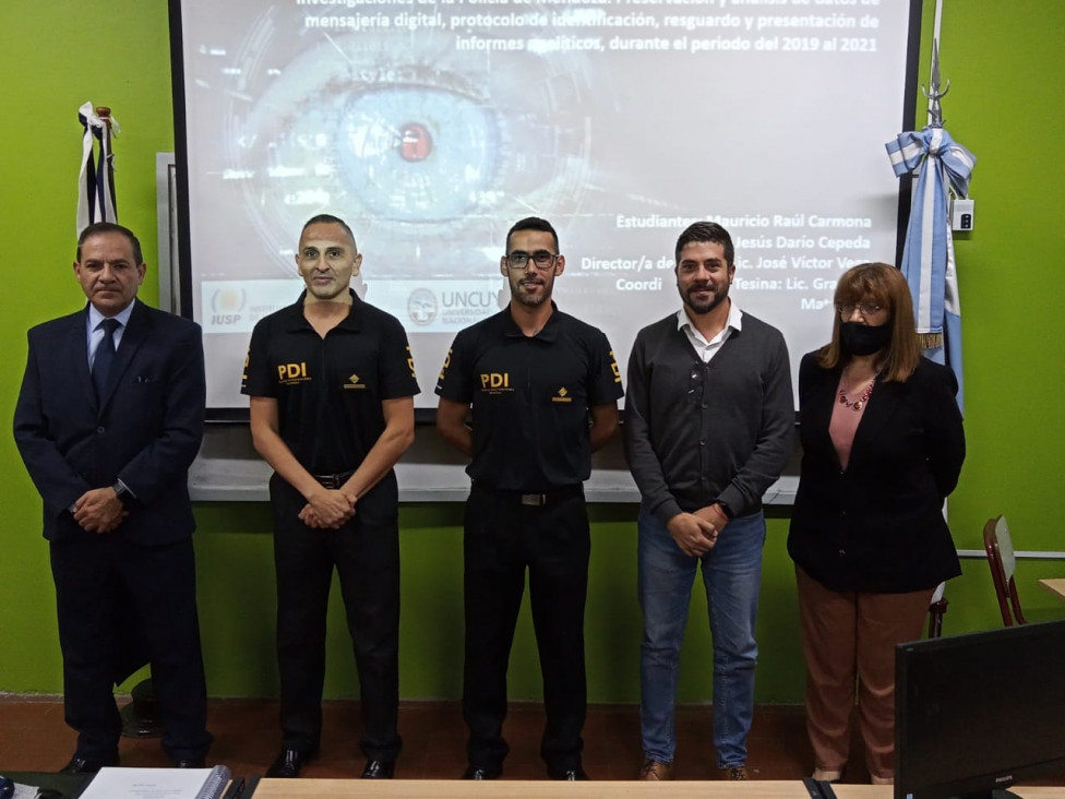 imagen Nuevos egresados de Licenciatura en Seguridad Pública en Sede Central