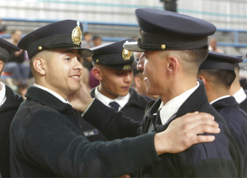 imagen Con un solemne Acto la Delegación Valle de Uco hizo entrega de diplomas de egreso a los cadetes de la FPB para Auxiliar  