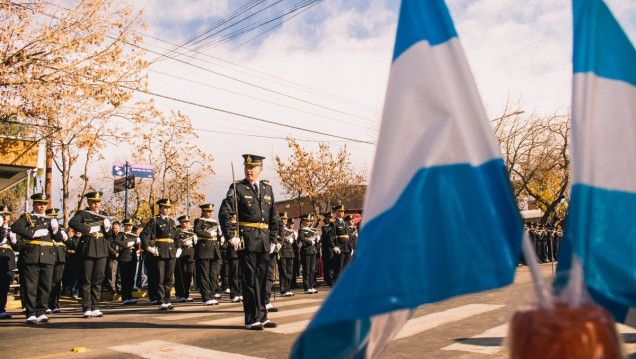 imagen Cientos de alumnos del IUSP en toda la provincia "Juraron lealtad a la Bandera"