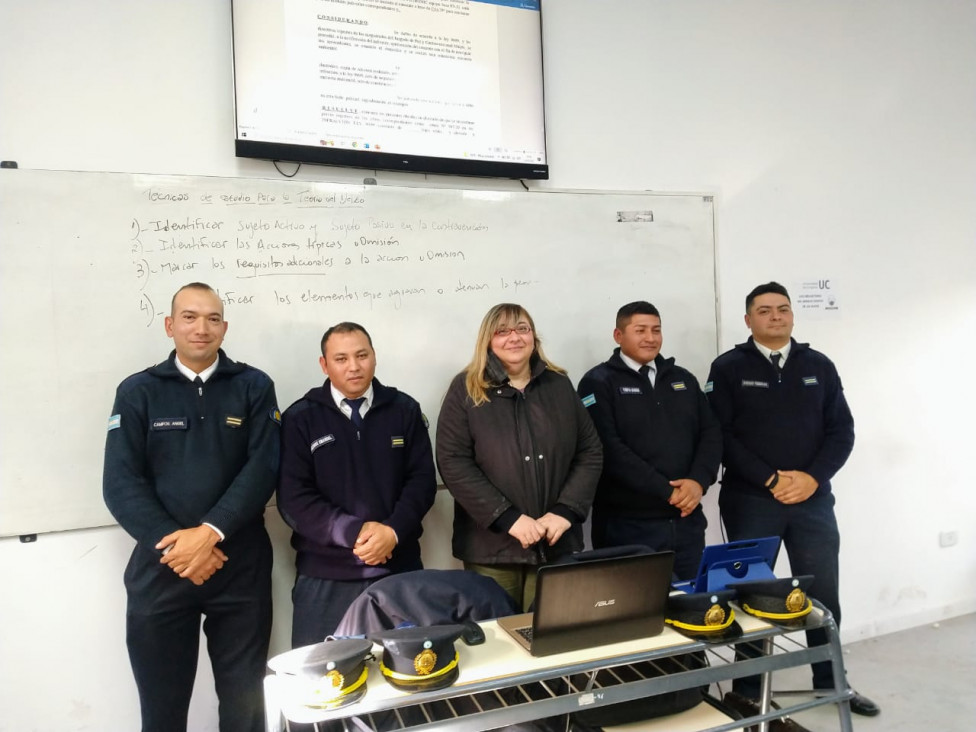 imagen El proceso contravencional fué la temática de alumnos de Tecnicatura que instruyeron a sus pares y a cursos de FPB