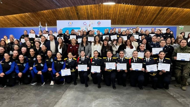 imagen Se realizó el 2º Congreso regional de mujeres de las fuerzas de seguridad
