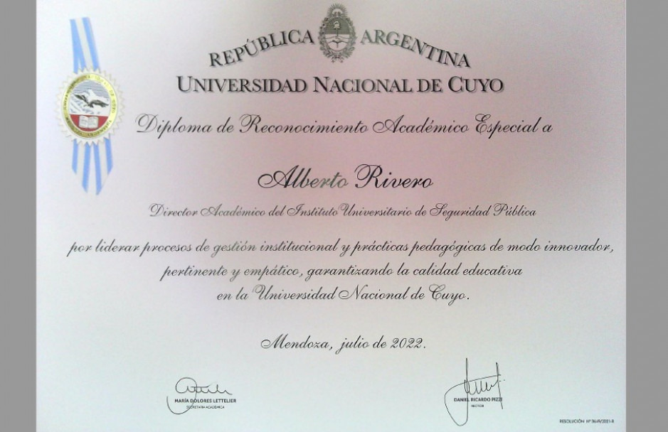 imagen 1 El Director General del IUSP recibió reconocimiento académico realizado por la Universidad Nacional de Cuyo